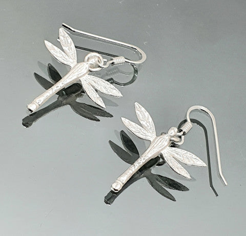 Sudenkorennot-korvakorut, ekohopeaa TILAUSTUOTE