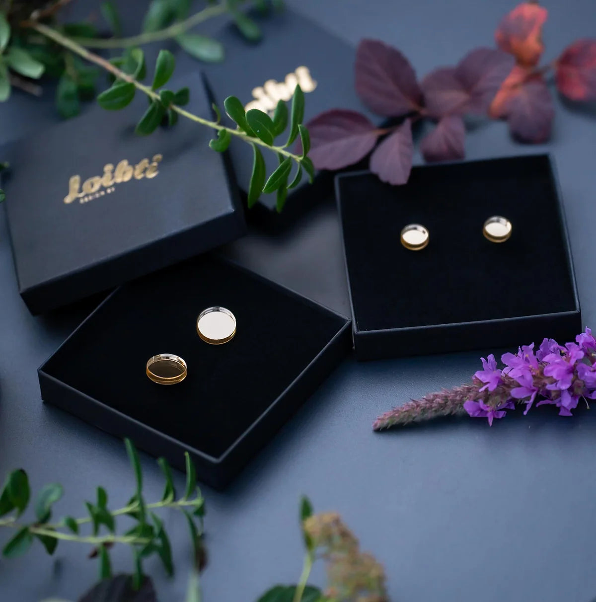 Nappis-korvikset, klipsikiinnityksellä (eri värejä)