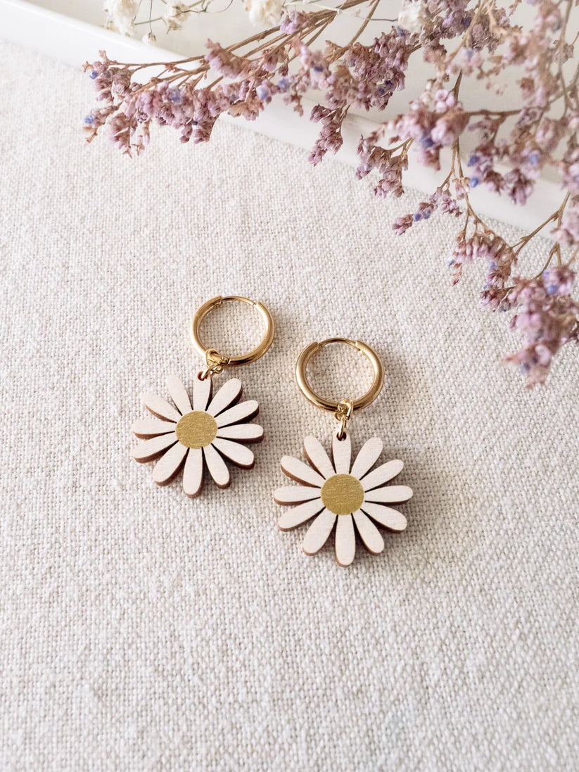 Ilona-korvakorut, vaneriset päivänkakkarakorvikset