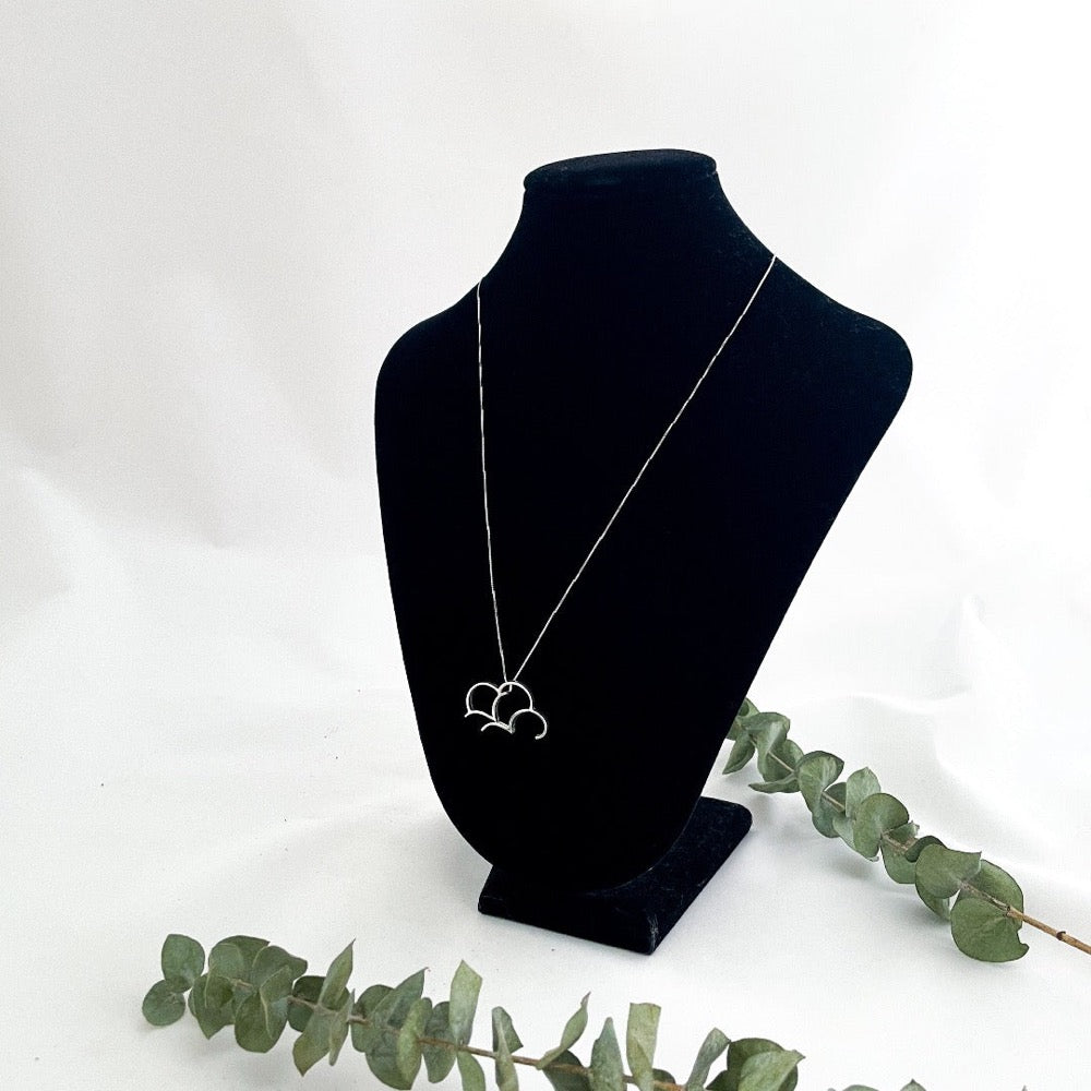 Sirokorun Lokit taivaalla riipus kaarnavillan verkkokaupassa