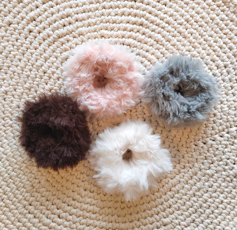 Mini fluffy hair donut (various colors)