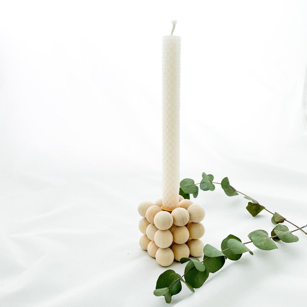 Puinen kynttilänjalka, pallura, Olen loistava