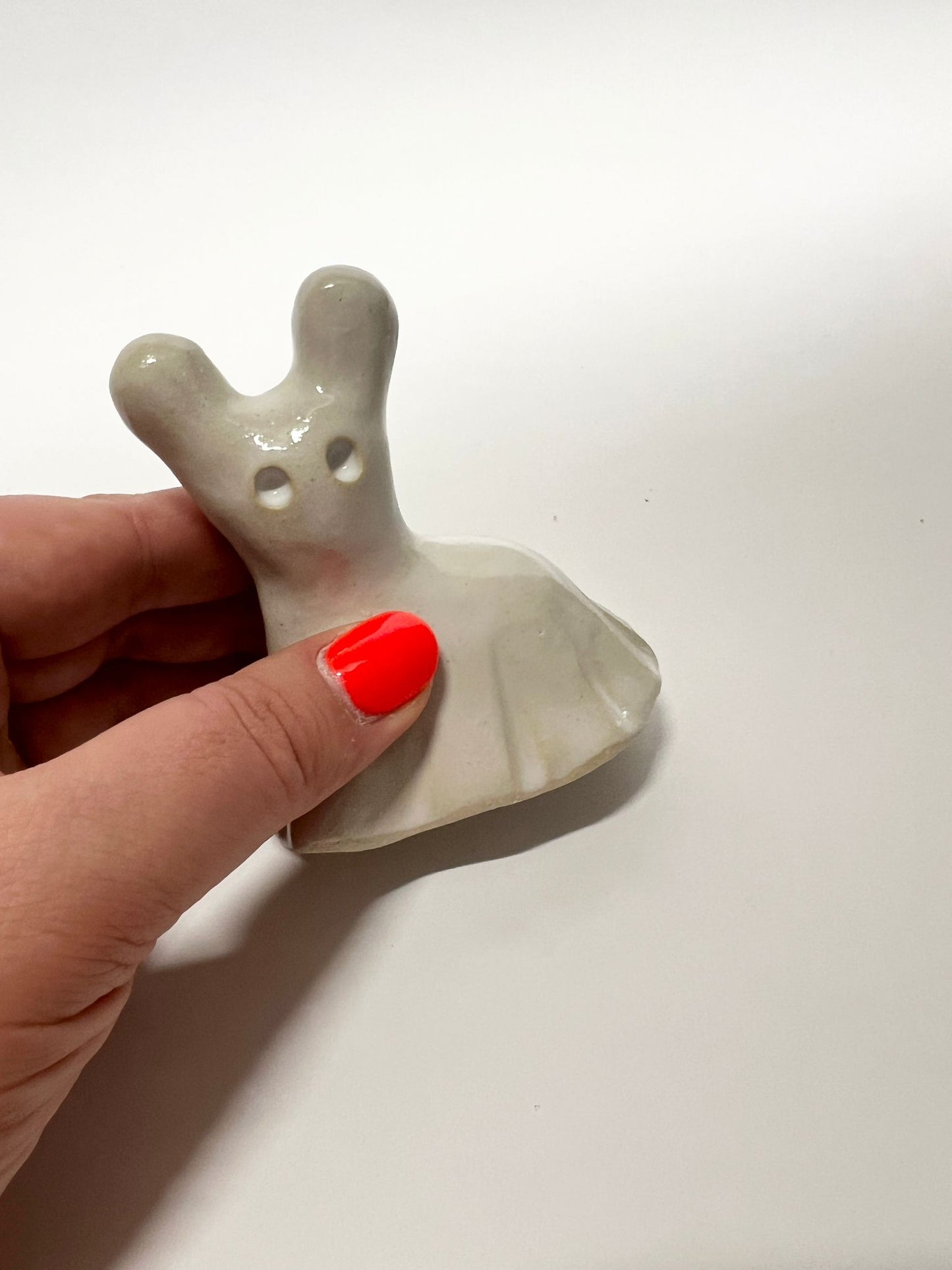 Aave Ellukka-hahmo, Keraaminen figuuri