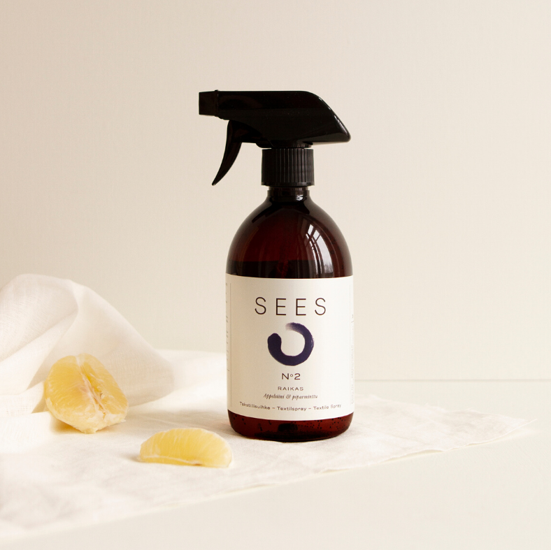 Sees tekstiilisuihke x Kaarnavilla