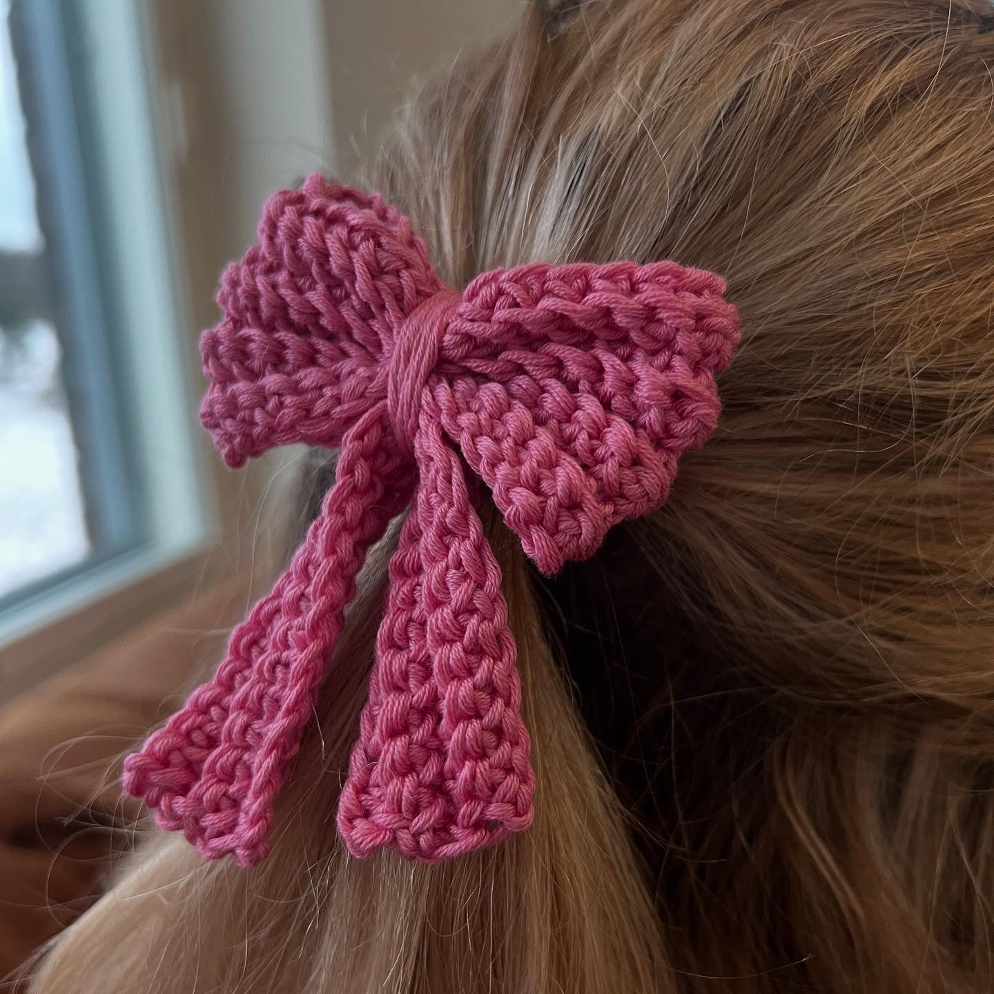 Crochet Bow Hairpin (various colors)