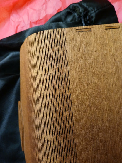 Puinen juhlalaukku, suomalaista koivua 2-laatu