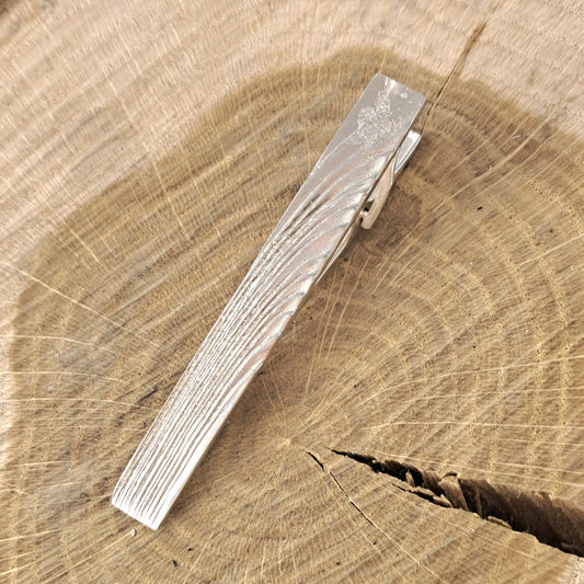 Sirokorun Kaarna-solmioneula hopeaa
