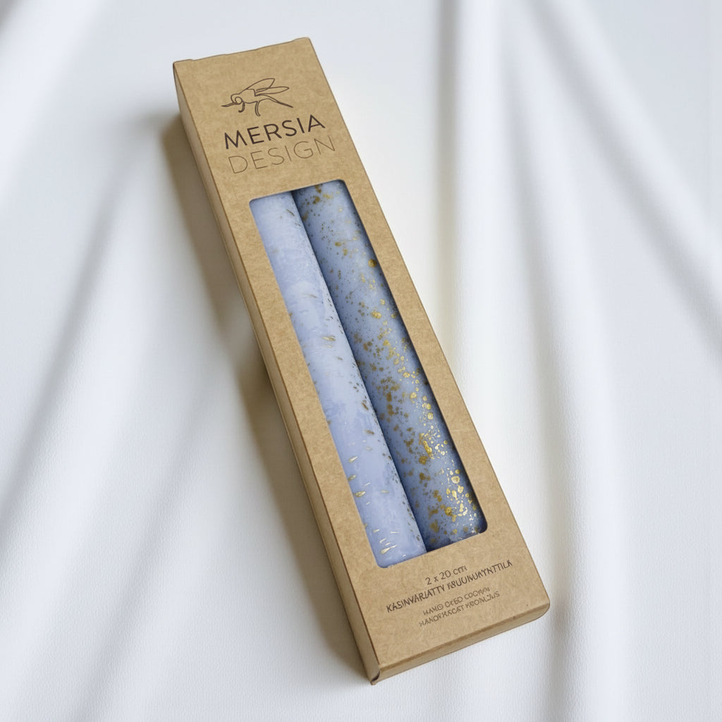 Mersia design värjätty kruunukynttilä kultahipuilla