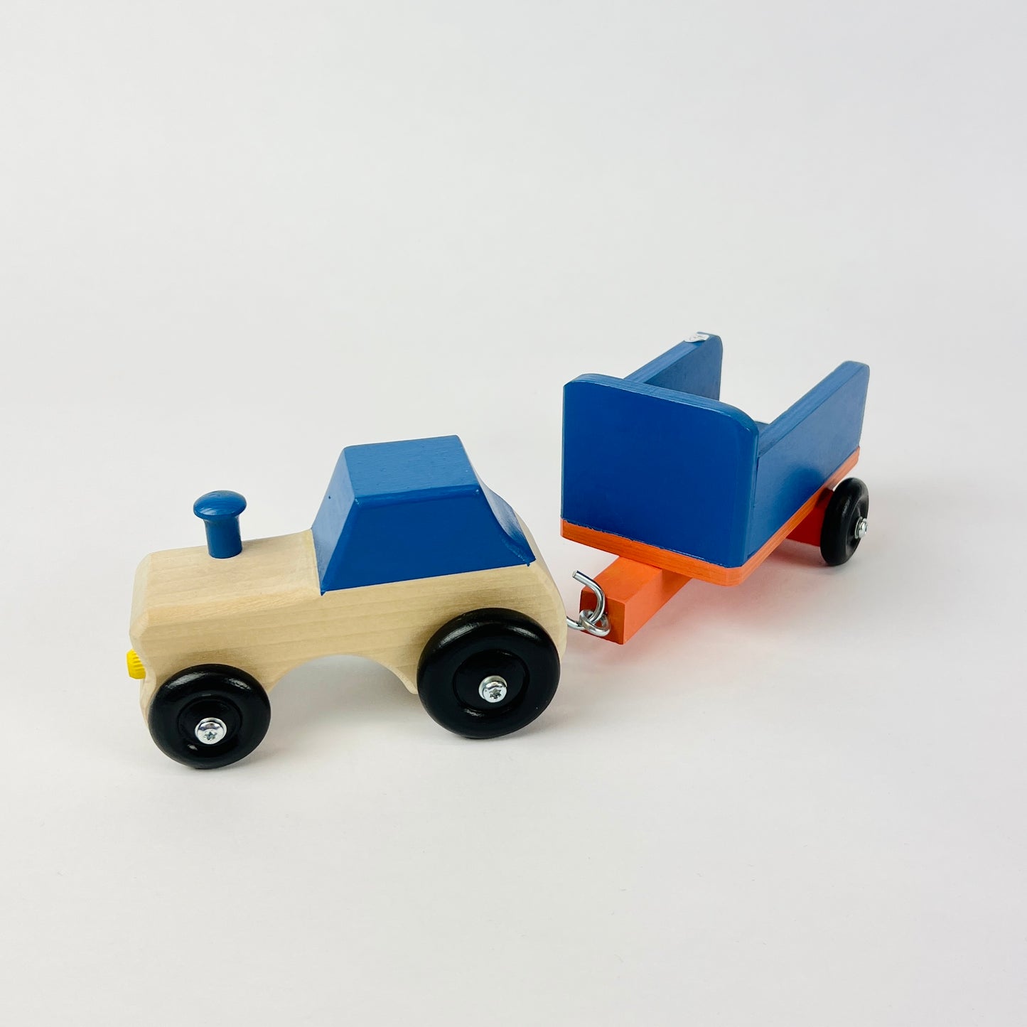 Wooden tractor with trailer (different colors) 