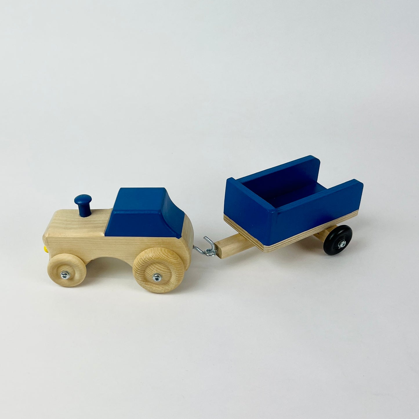 Wooden tractor with trailer (different colors) 