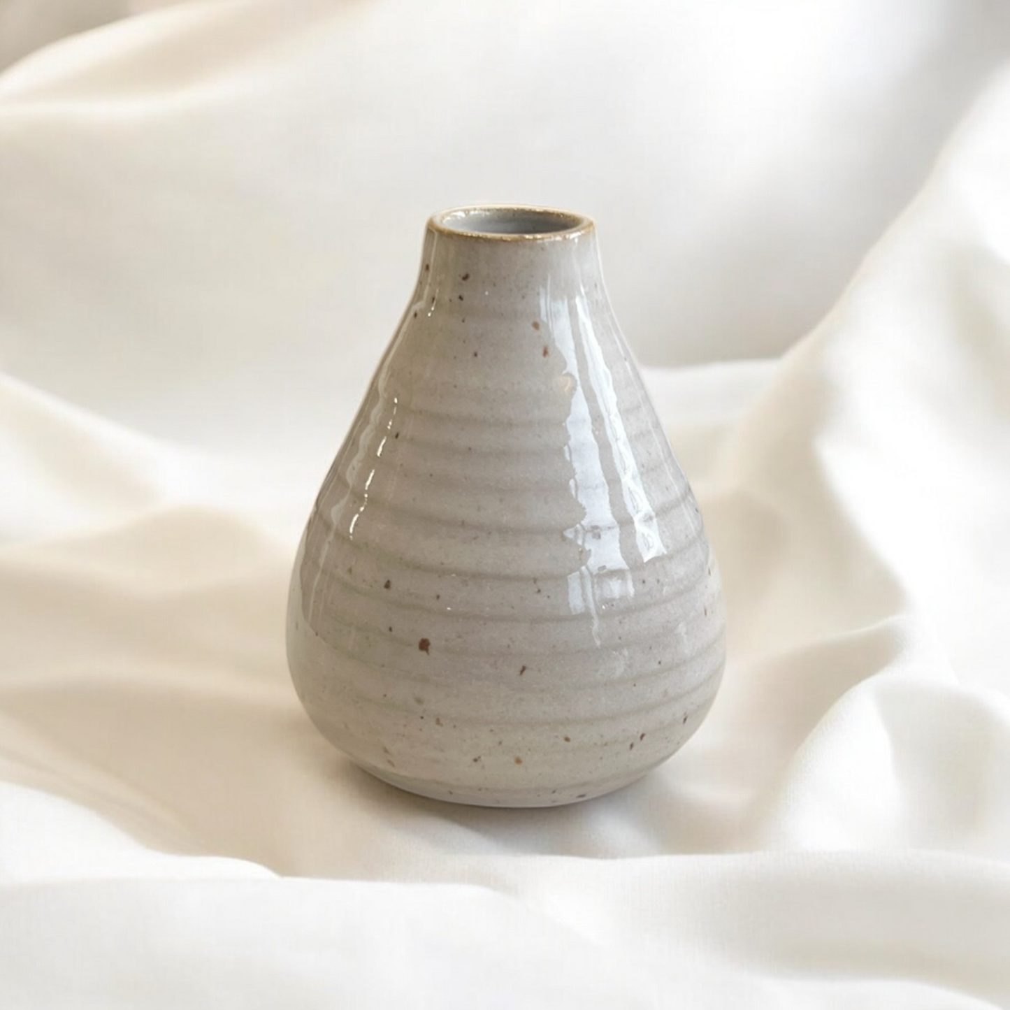 Hippu knob vase, ceramic minimal vase (various)