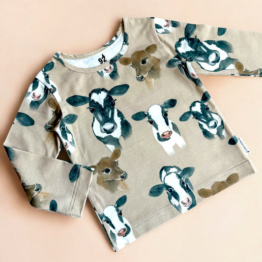 Kajavalla Vasikat trikoopaita Kaarnavillan verkkokaupassa
