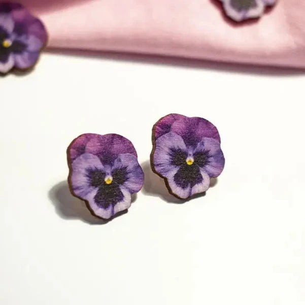 Pansy stud earrings